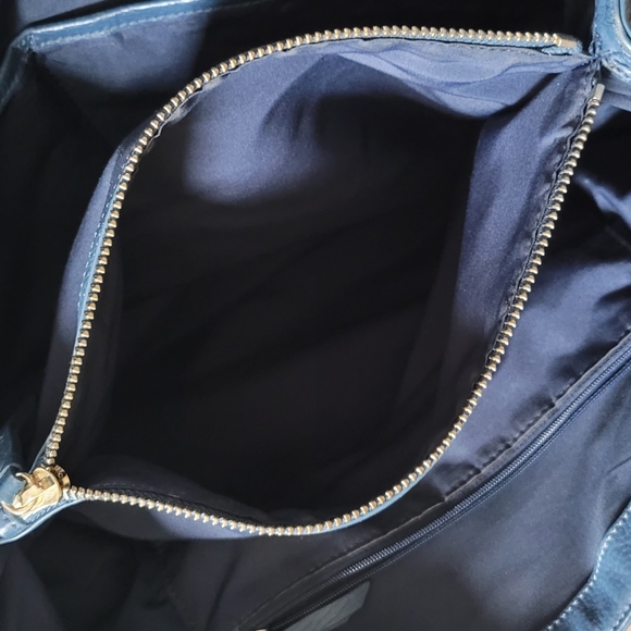 Cole Haan bag - Picture 4 of 8